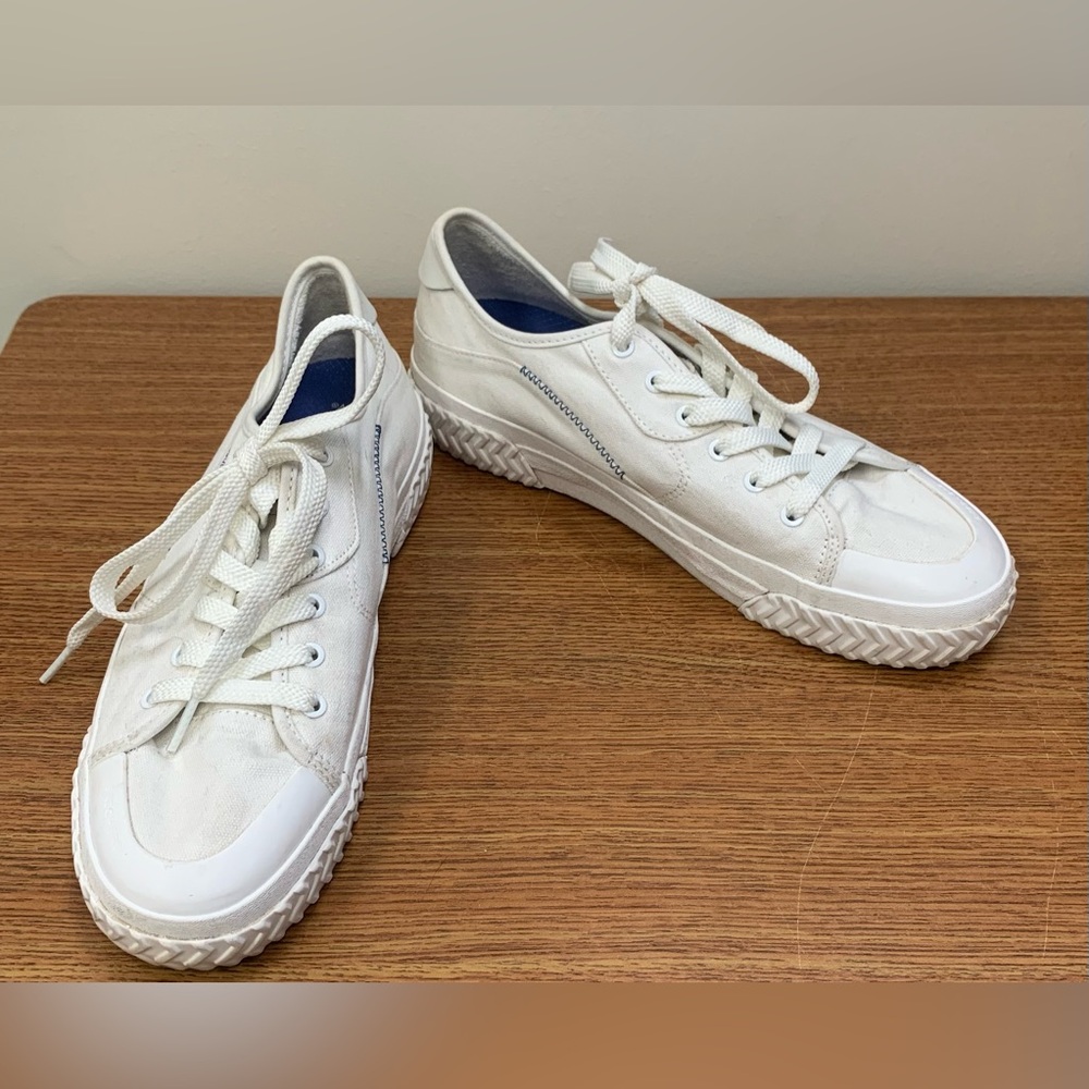 Skechers Street Trax High Daily white canvas shoes
